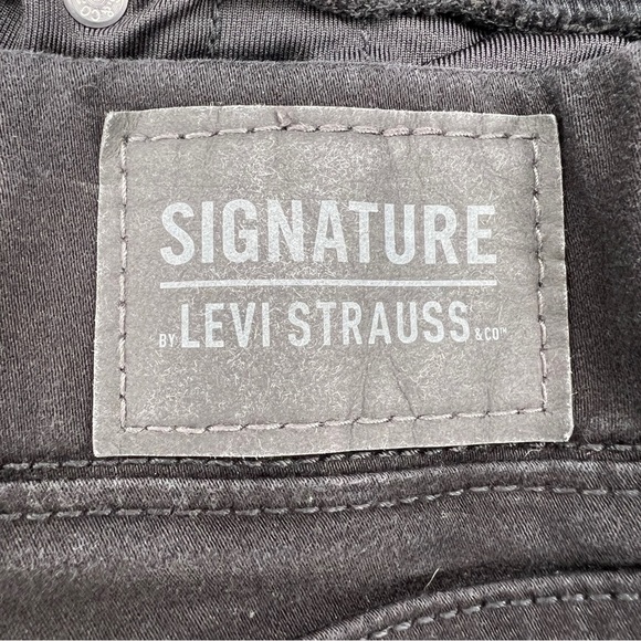 SIZE 10 LEVIS SIGNATURE BLACK JEGGINGS PULL ON STRETCH CASUAL SKINNY SHAPING - Picture 10 of 13